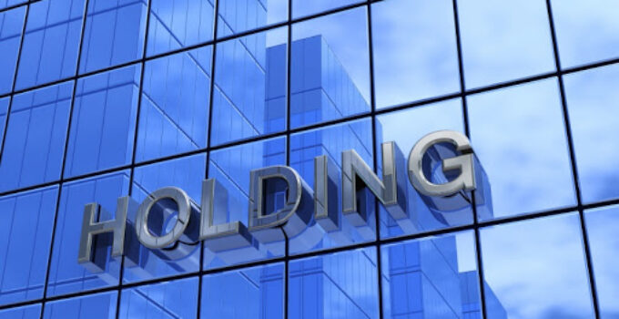 La HOLDING S.R.L. per risparmiare sulle imposte